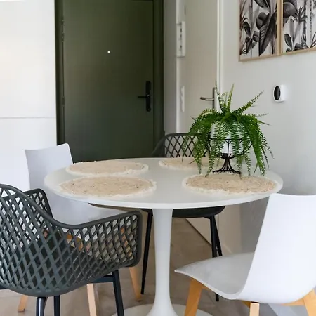 Apartment Neuf, Parking Et