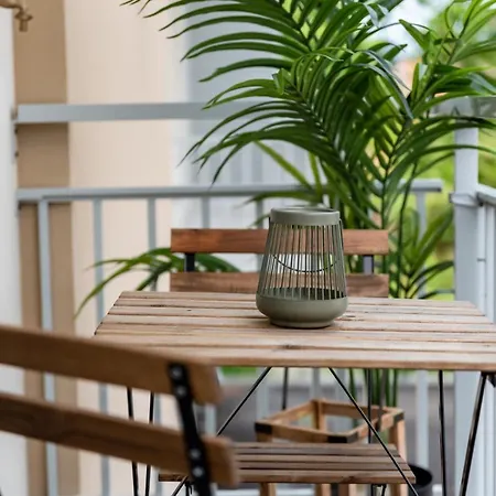 Apartment Neuf, Parking Et *