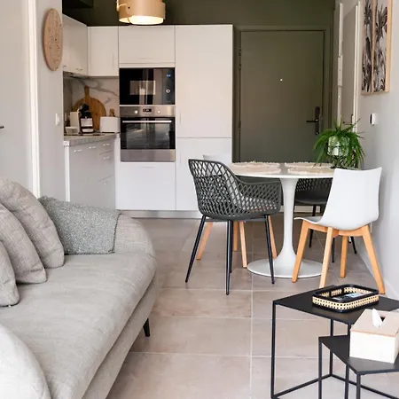 Apartment Neuf, Parking Et